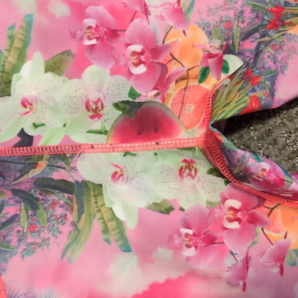 Molo Rash Guard - Picture 5 of 5